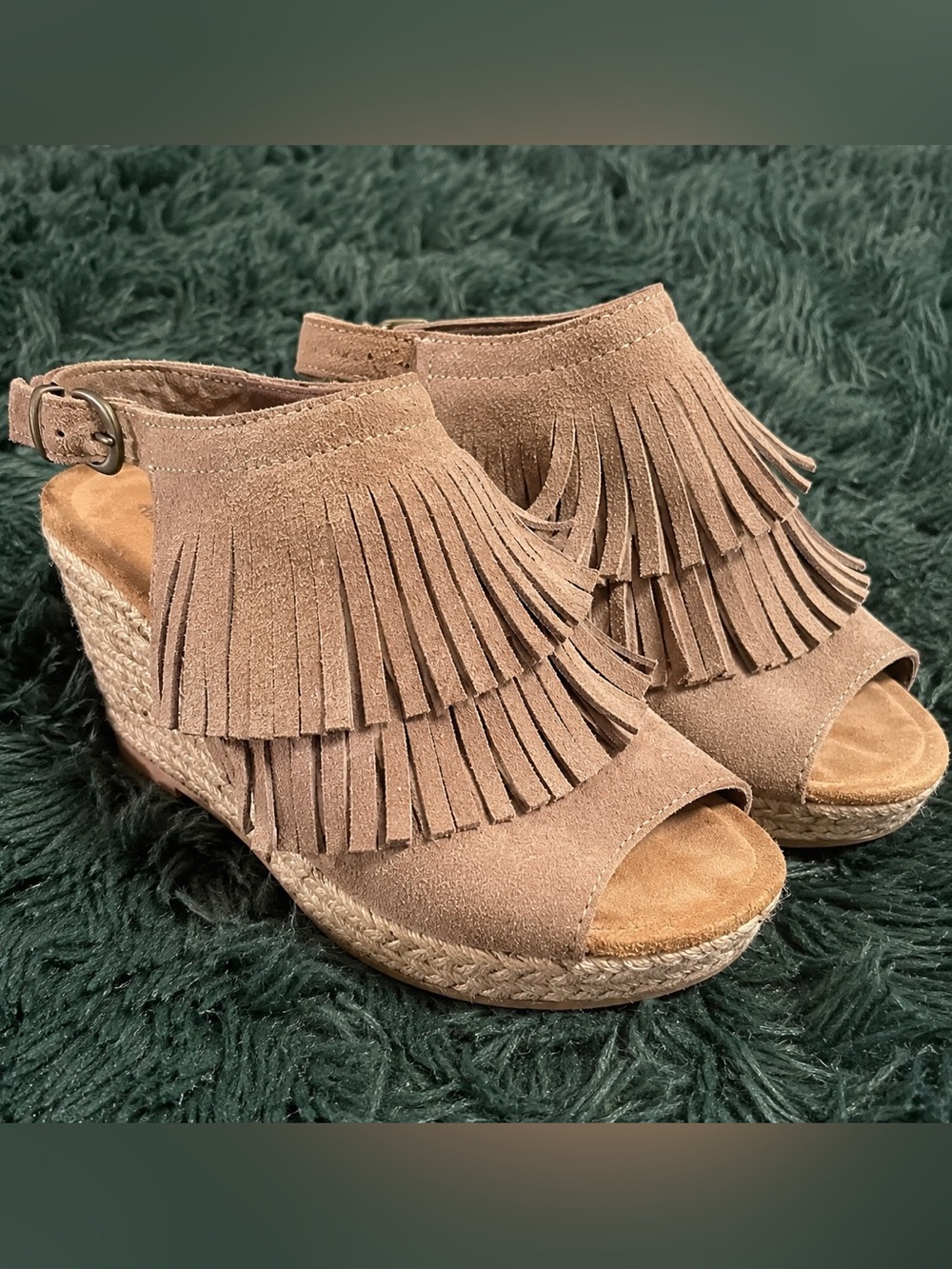 Minnetonka Leather Fringe Espadrille Wedge Sandals Tan Size 8